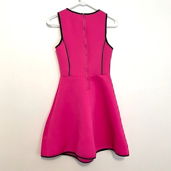 NEW NWT MONTEAU Neon Pink w/ Black Trim Sleeveless Mini Scuba Fit & Flare Dress - Picture 11 of 14
